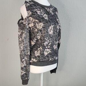 About a Girl Cold-Shoulder Charcoal Grey & Soft Pink Floral Sweater Large